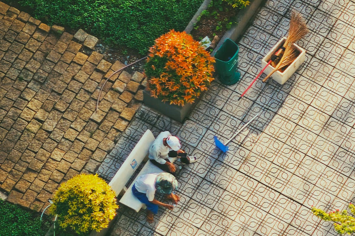Entretien d'espaces verts à Nice